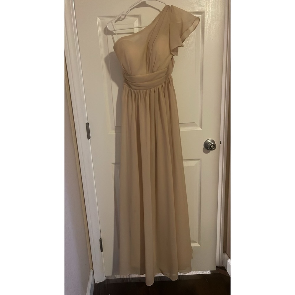 Elegant One-Shoulder Tan Dress